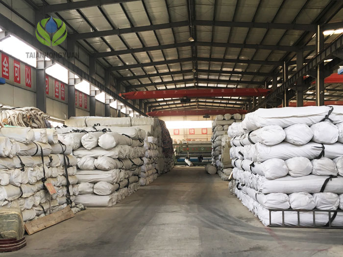 防水毯生產(chǎn)車(chē)間